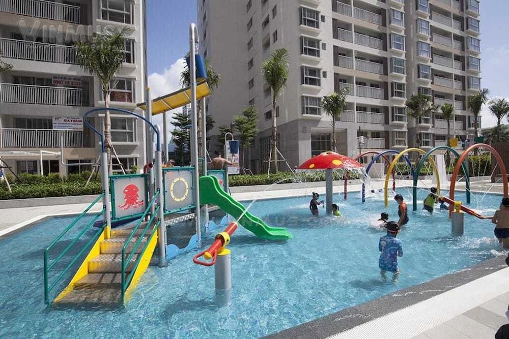 undefined Modern Apartment in Scenic Valley Phu My Hung D7 4