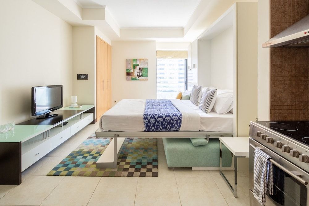 undefined Spacious + Modern Studio in JLT - Sleeps 3