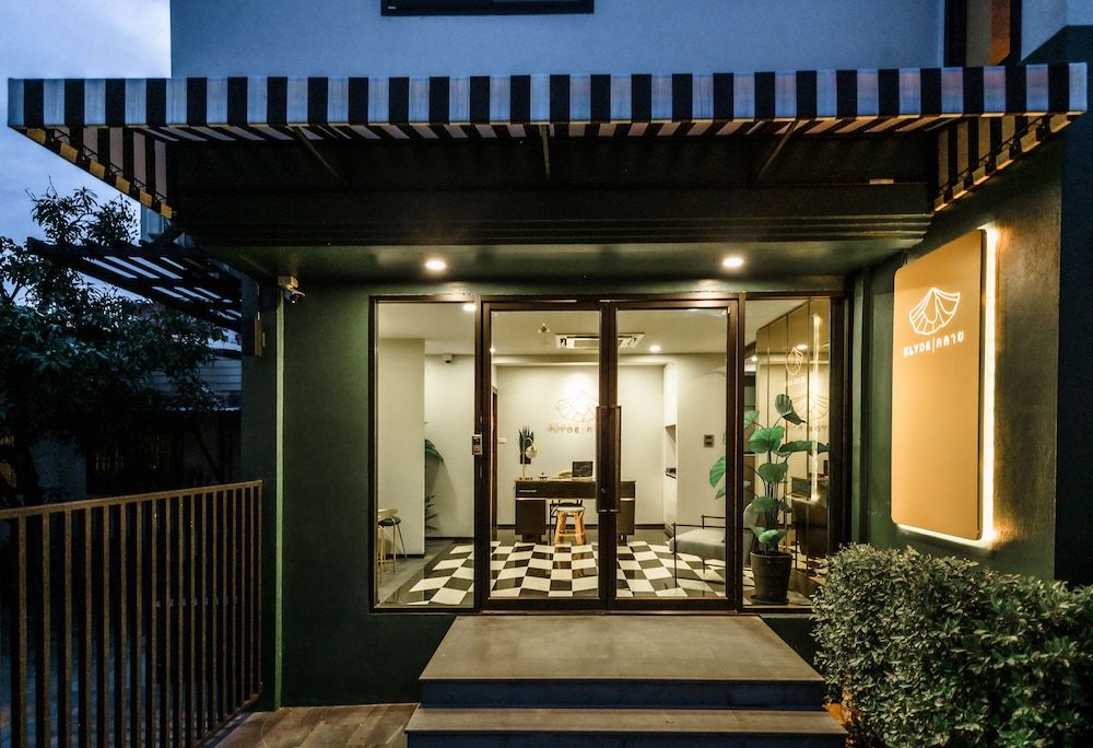 undefined Klyde Boutique Chatuchak 6