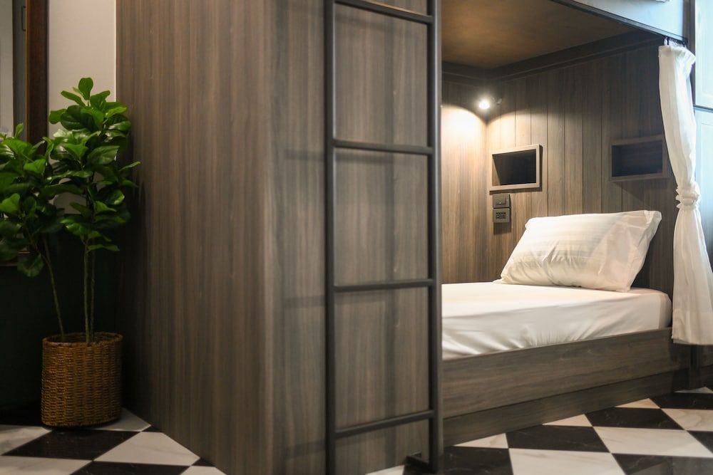 undefined Klyde Boutique Chatuchak 9