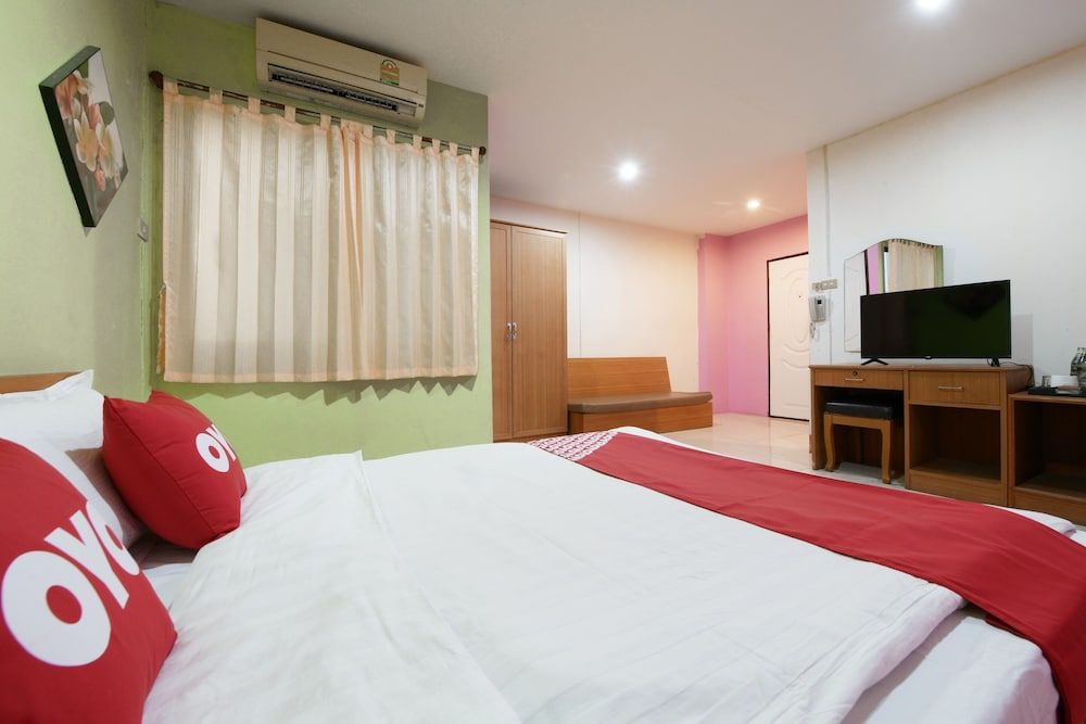 Inter Place Standard Double Room 3
