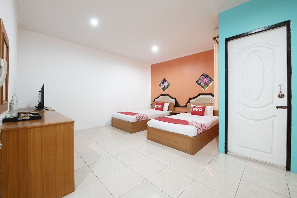 Inter Place Standard Twin Room