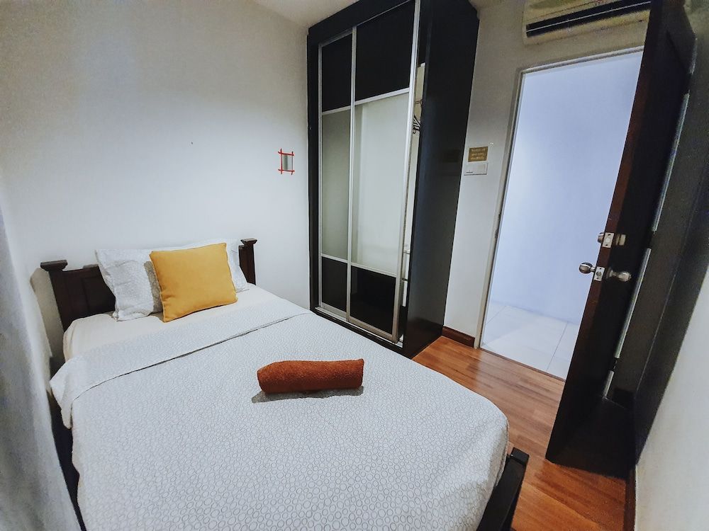 undefined Taragon Bintang Suites by StayHub 3BR 8