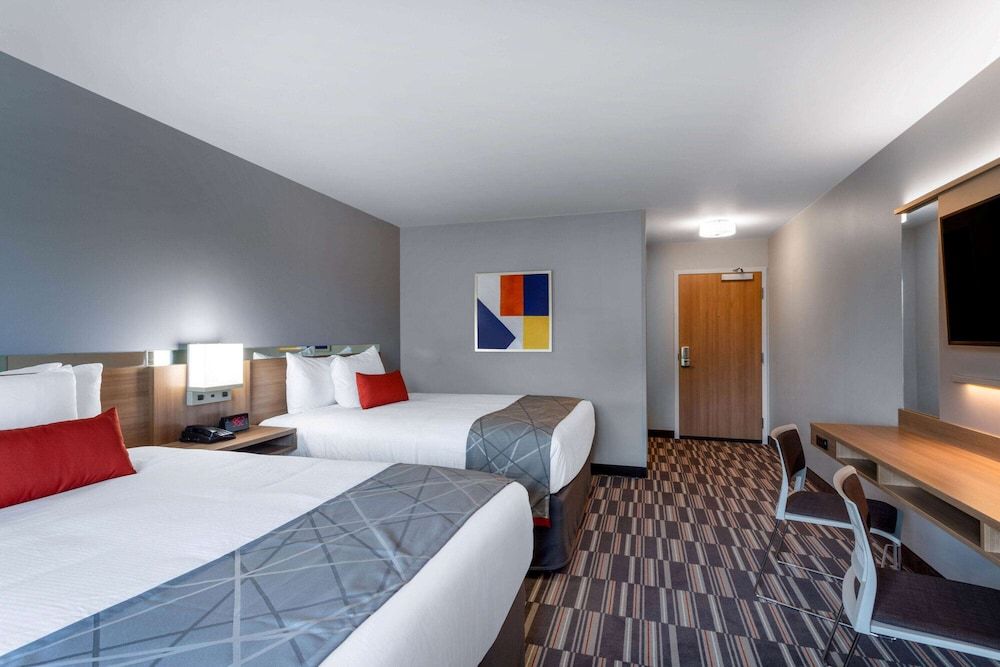 Room, 2 Queen Beds, Non Smoking