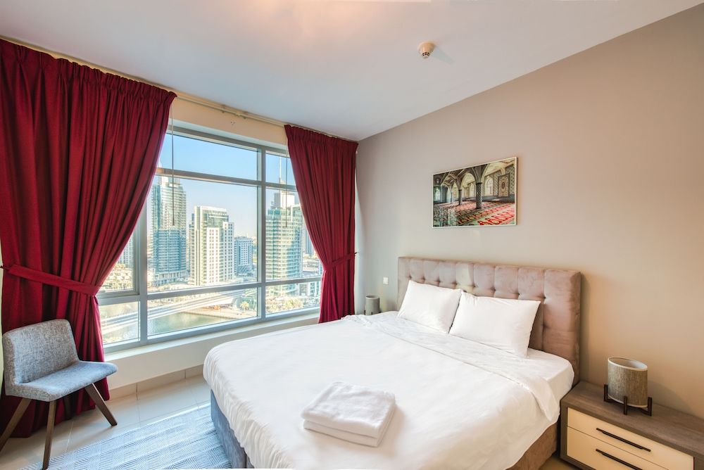 undefined R&H Park Island