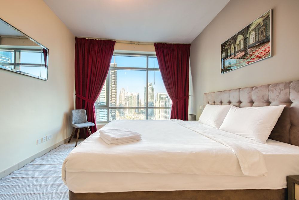 undefined R&H Park Island 4