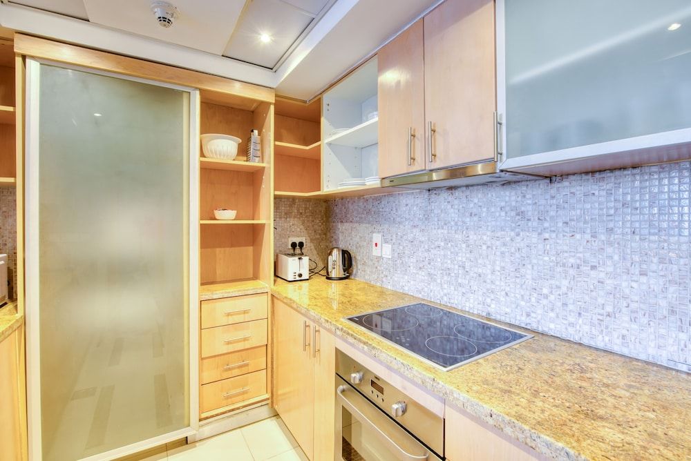 undefined R&H Park Island 9