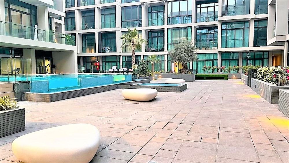 undefined Ultimate Luxury Samana Signature Living Dubai 8