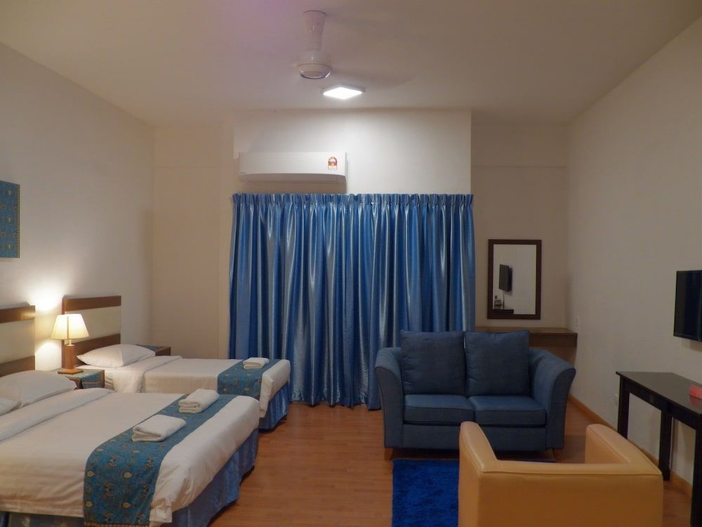 undefined Maytower Apartment 2