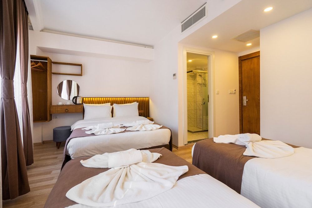 undefined Castillo Rojo Hotel Istanbul 2