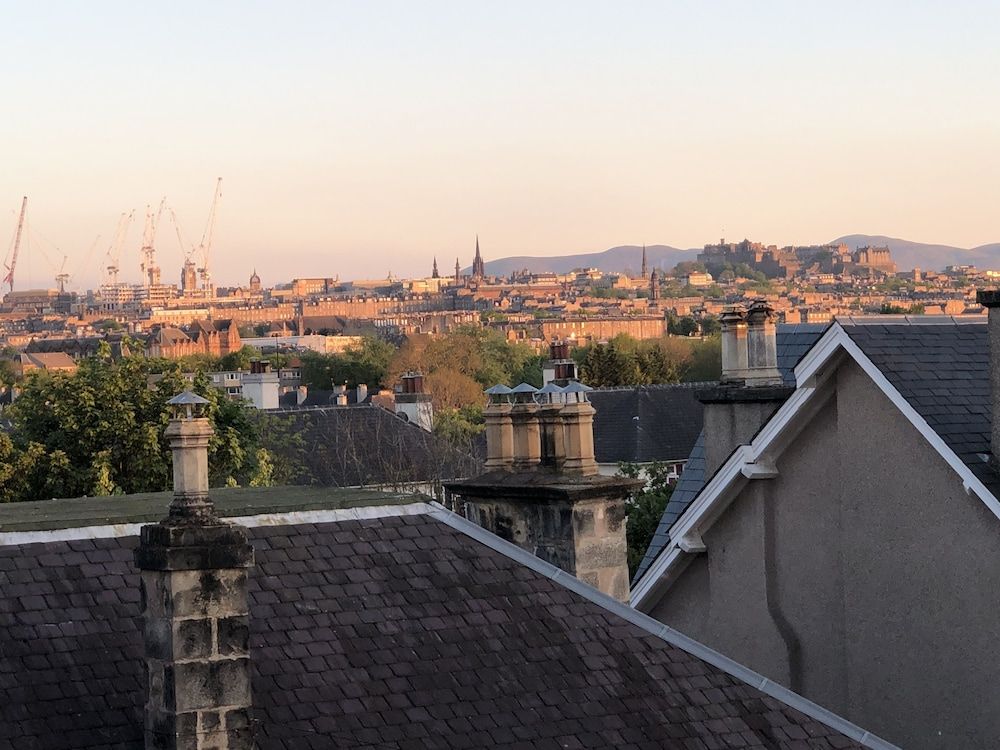 Sheridan Guest House Deluxe Double Room, Ensuite, City View (7) 11