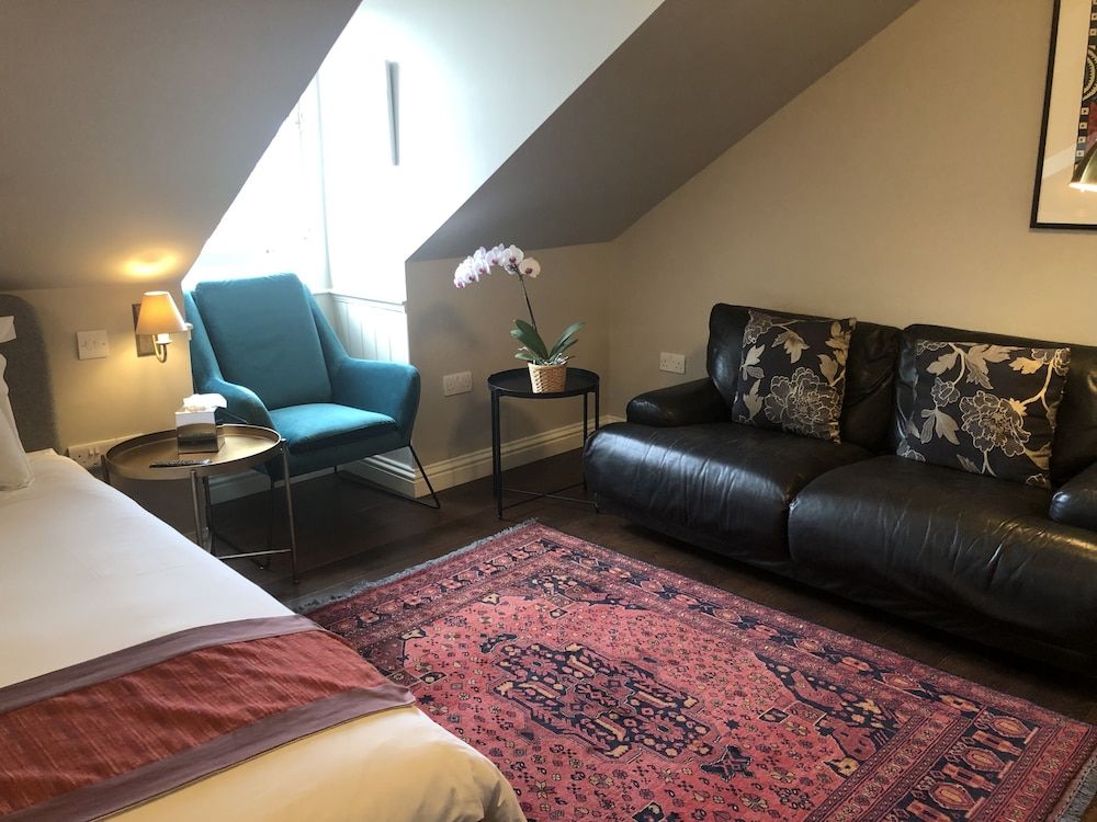 Sheridan Guest House Deluxe Double Room, Ensuite, City View (7) 25