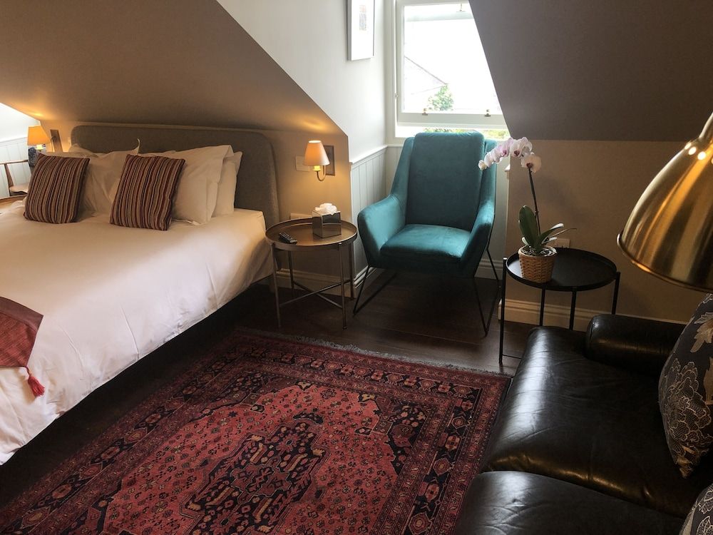 Sheridan Guest House Deluxe Double Room, Ensuite, City View (7) 22