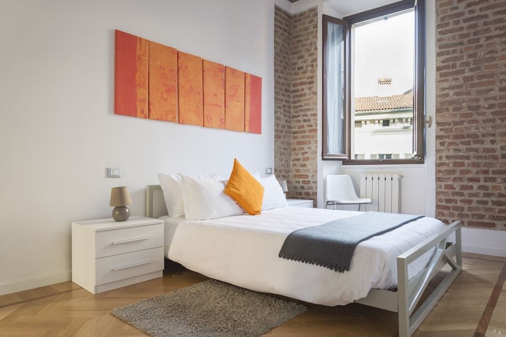 undefined Heart Milan Apartments - Duomo Colonne 3