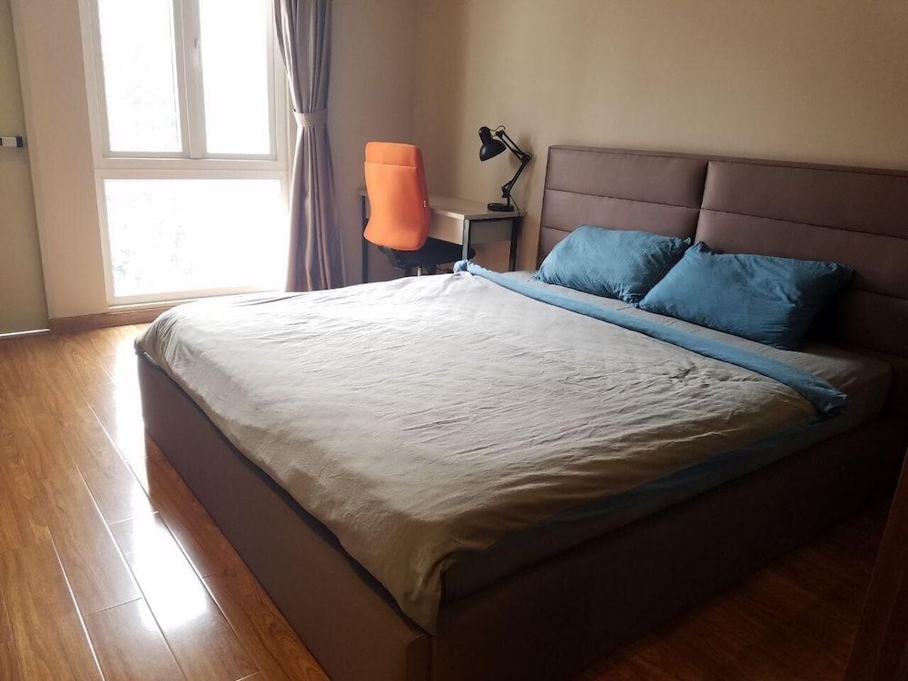 undefined Fuji Landmark 3