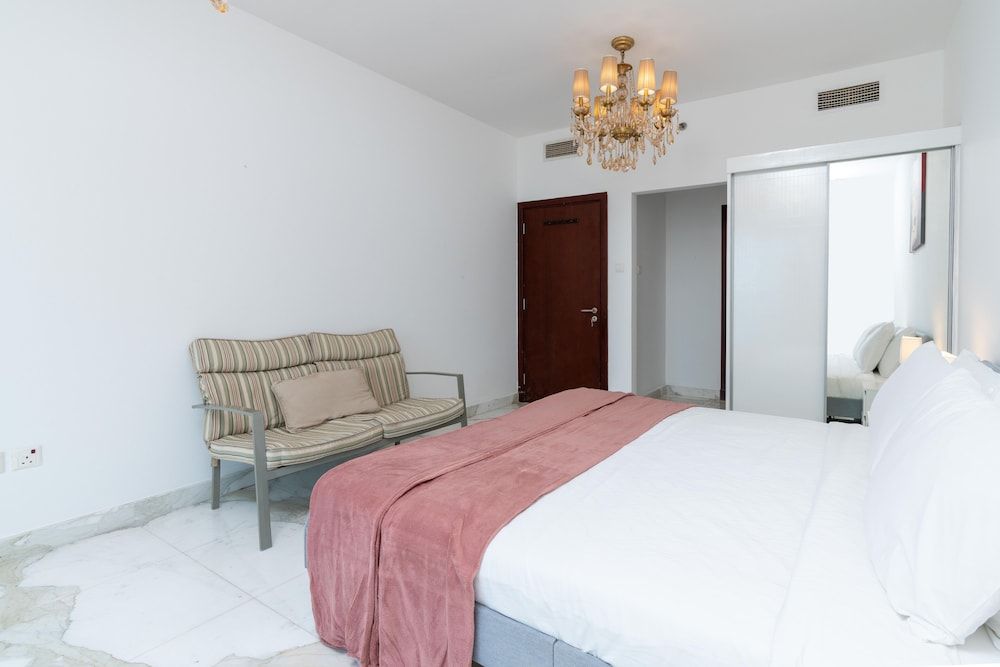 undefined Lux BnB Princess Tower - Dubai Marina 10