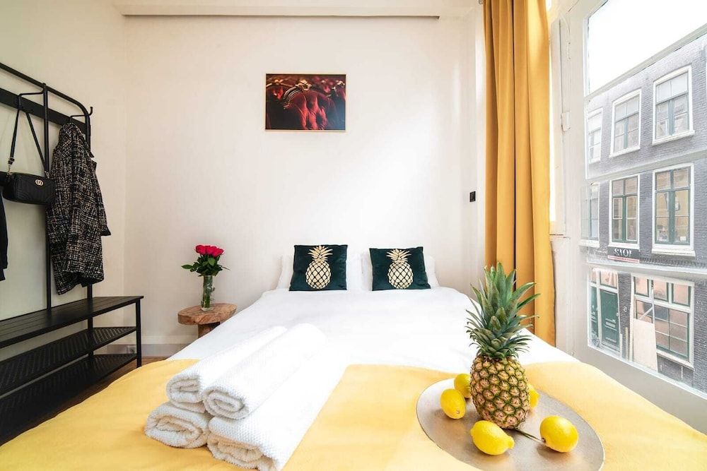 undefined Amazing B&B 6