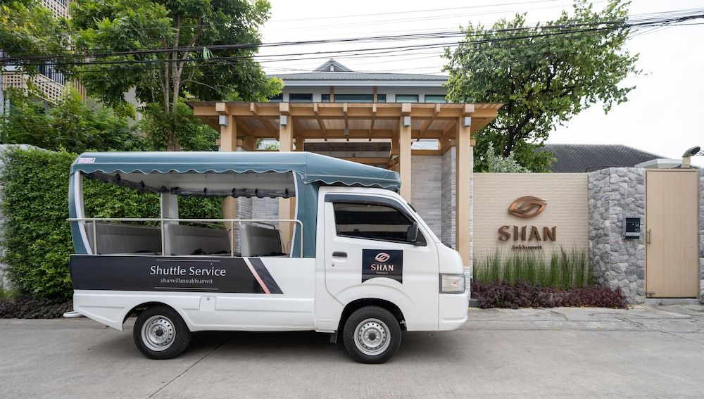 undefined Shan Villas Sukhumvit 2