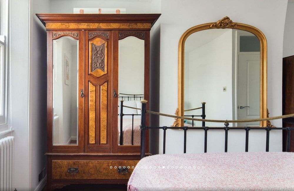 undefined Once in Blue Moon  Superb Fitzrovia 2