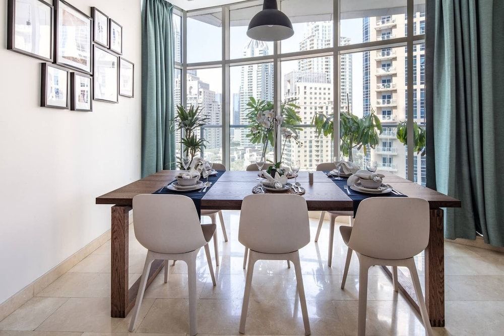 undefined Modern + Premium 2BR With Full Dubai Marina Views! 3