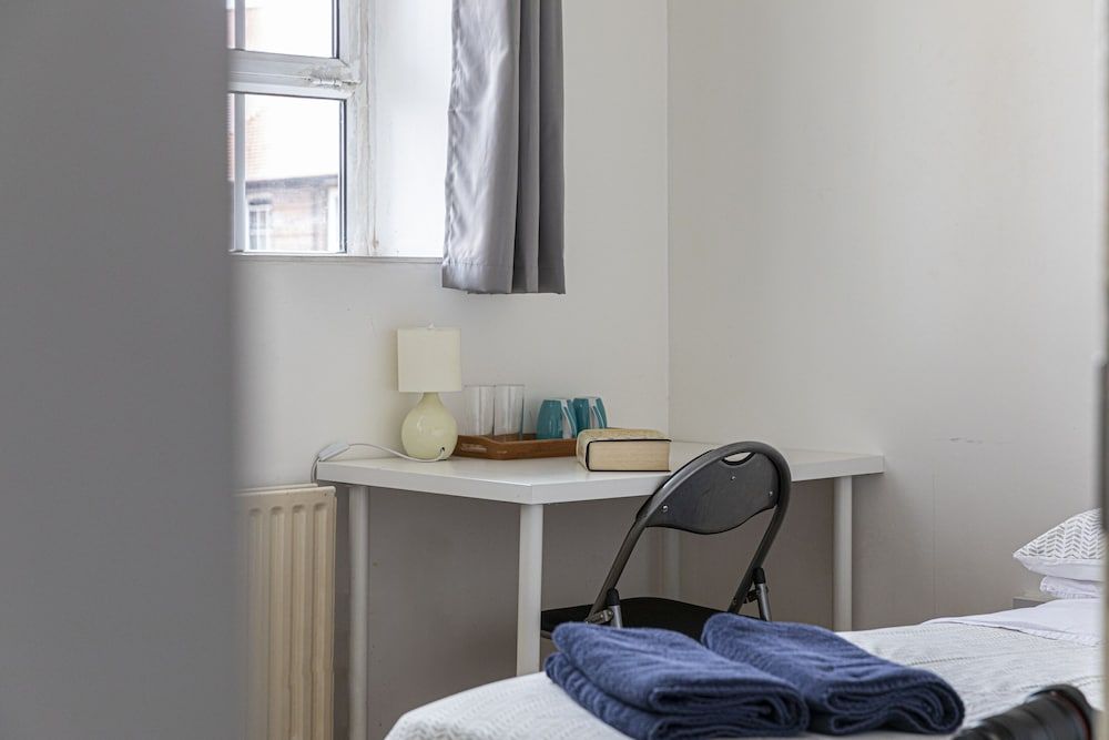 Tower Bridge Accommodation - 11 Double Room 14 2