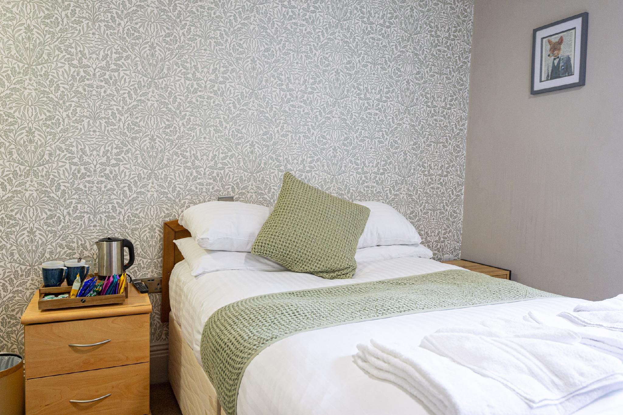 Double room-Shared Bathroom