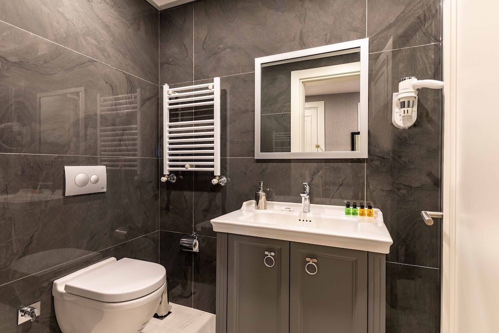 Sala Suites Panoramic Studio Suite, Terrace 7