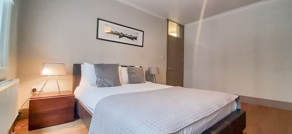 undefined Beautiful 1-bed Apartment in Central London 3