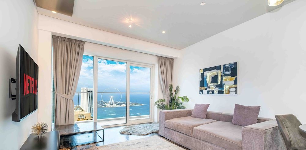 LUX - Lavish Suite Palm Jumeirah view 3