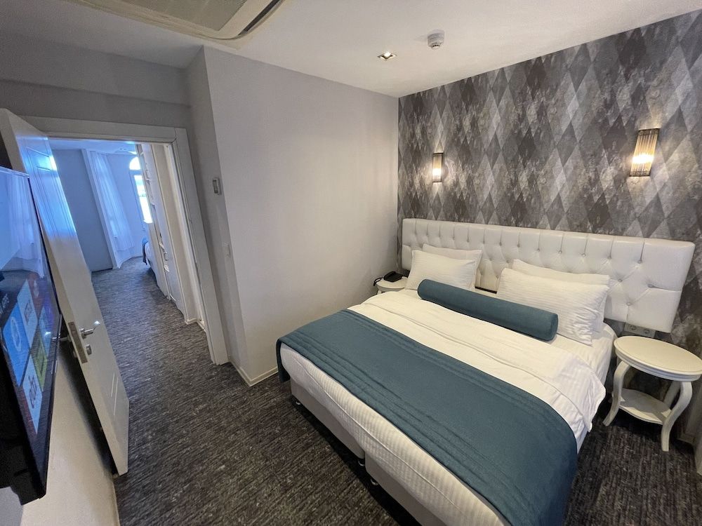 undefined Weingart Seaside Hotel 5