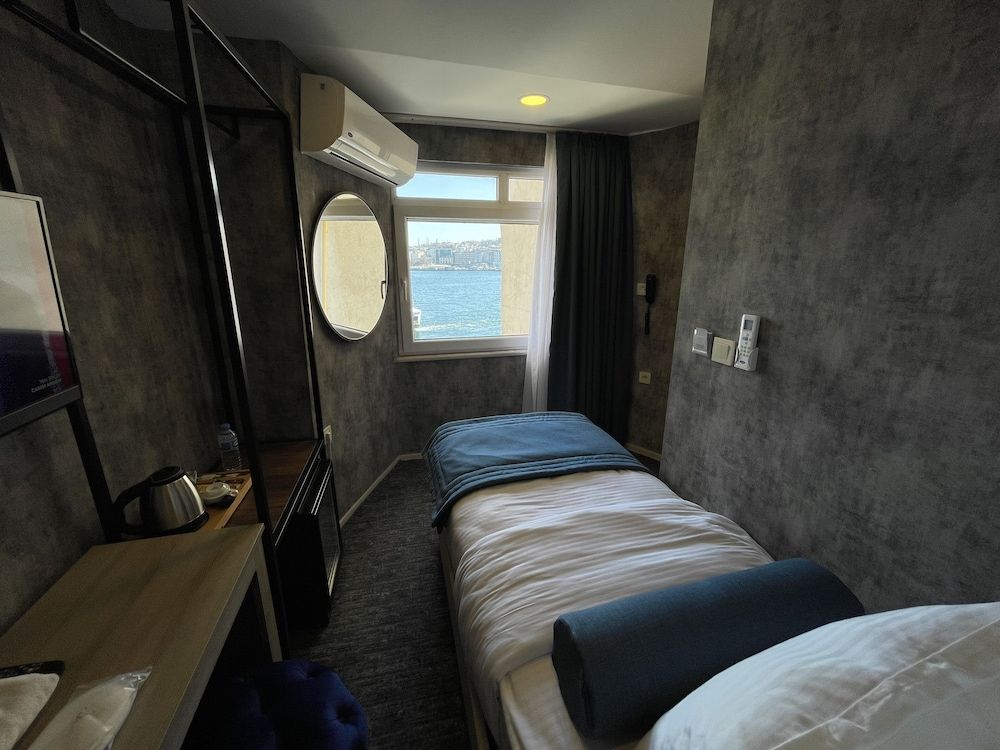 undefined Weingart Seaside Hotel 9