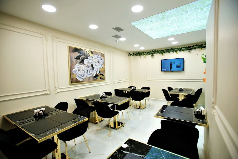 undefined Omma Hotel 6