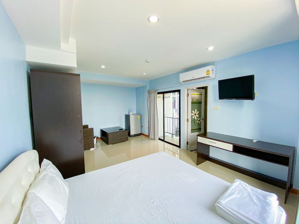 undefined Delighted Bangkok Hotel 10