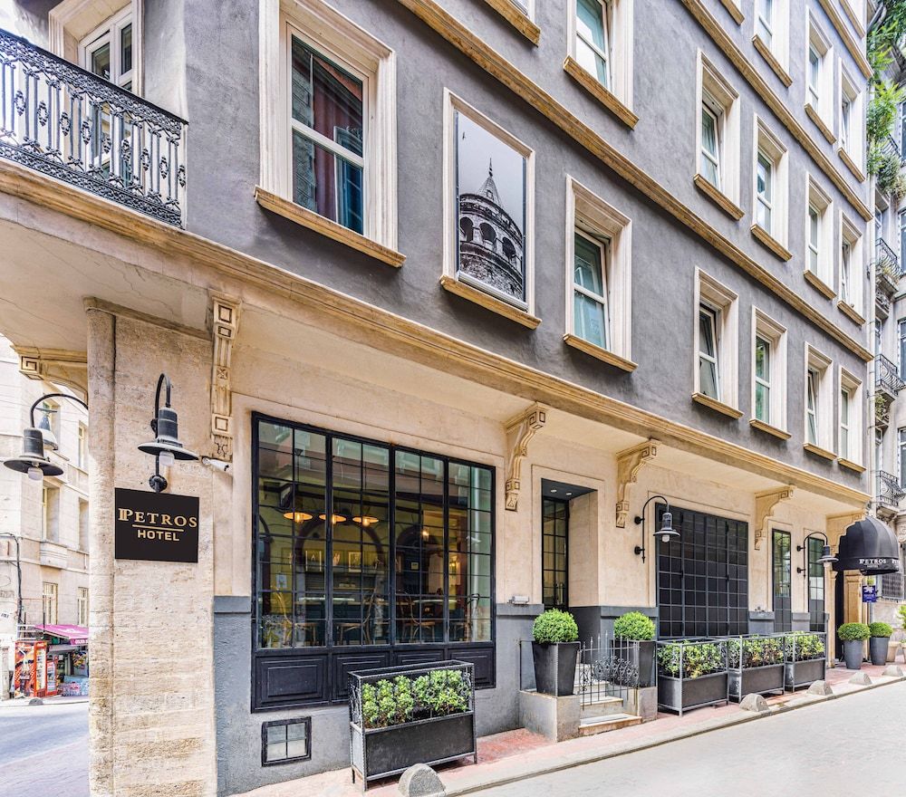 undefined Petros Hotel 7