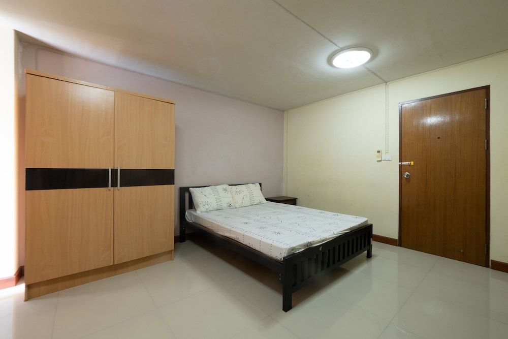 undefined OYO 1071 Baan Tevej 5