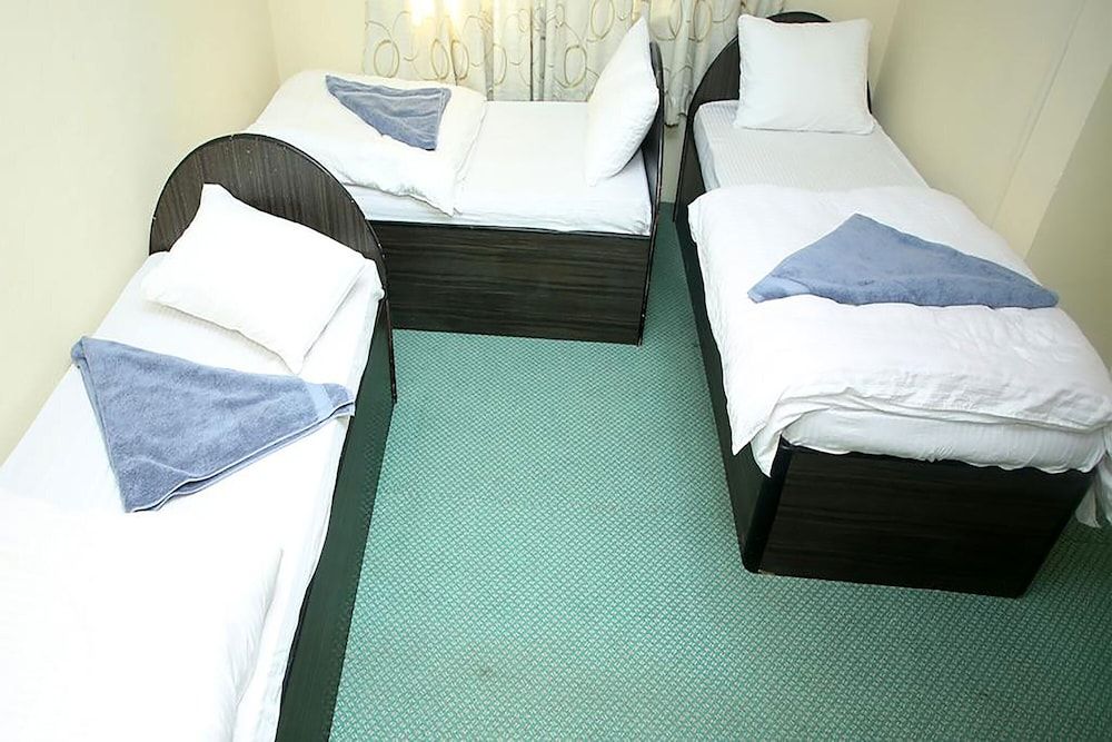 Mitra garden Inn Triple Room 2