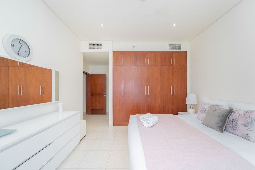 HiGuests - Marina Heights Classic Apartment 12