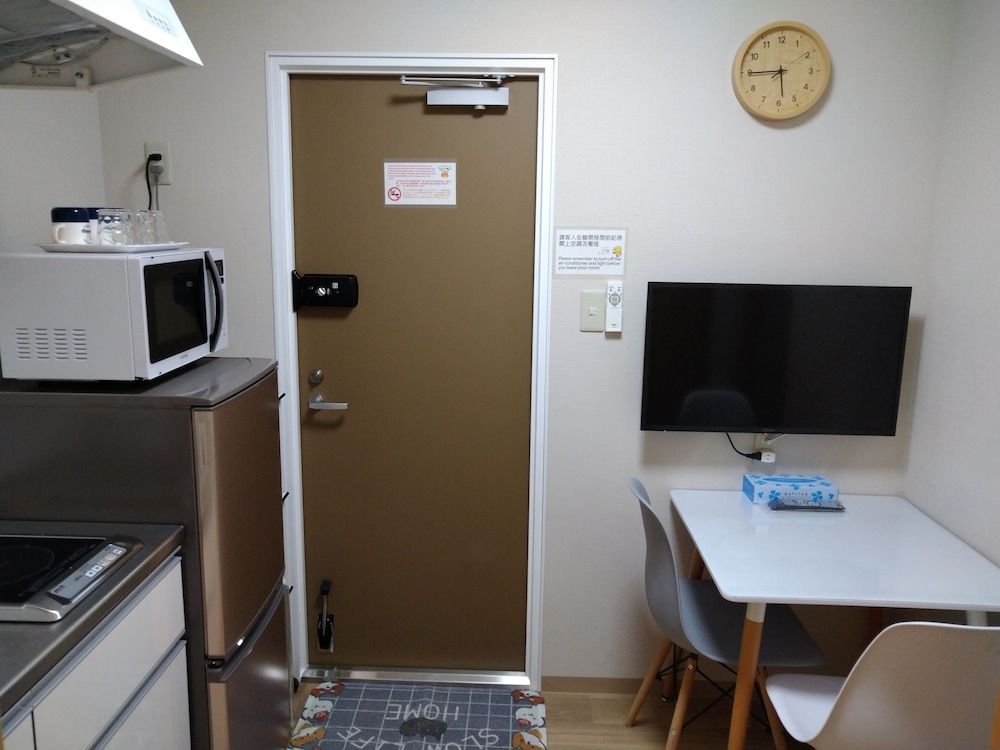 undefined Issyuku Higashiueno Hotel 10