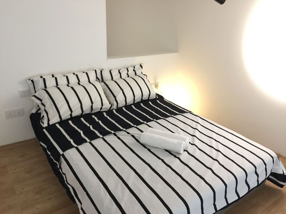 Establishement By Sleepy Bear Comfort Loft, 1 Bedroom