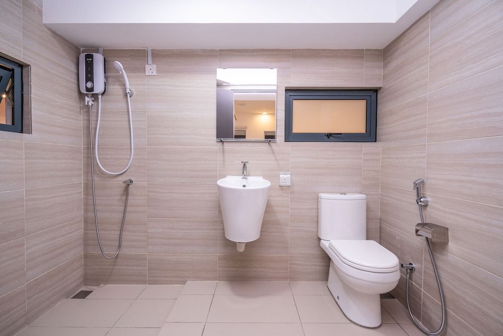 OYO Home 89596 Amazing 2br 3 Towers Classic Room 17