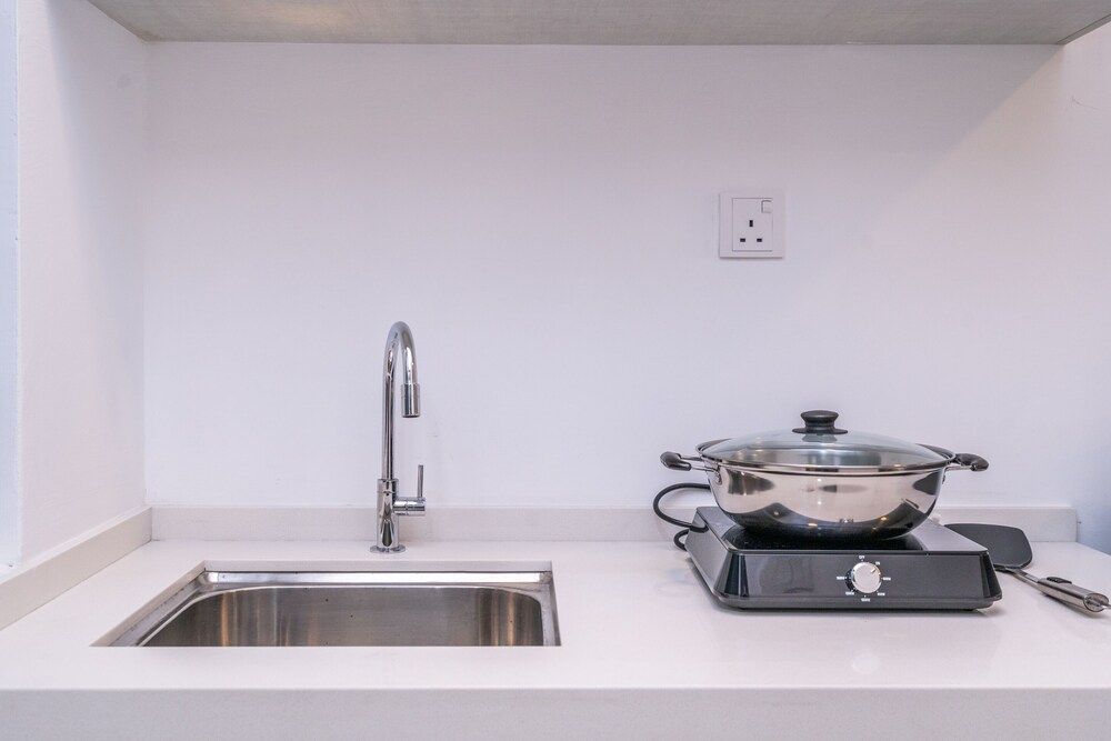 OYO Home 89596 Amazing 2br 3 Towers Classic Room 11