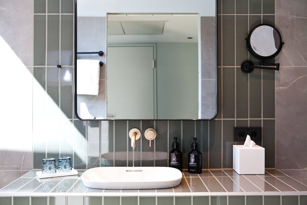 Hotel Indigo Vienna – Naschmarkt by IHG Standard Room 8