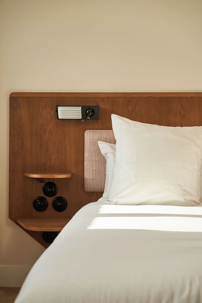 Hotel du Sentier Classic Double Room