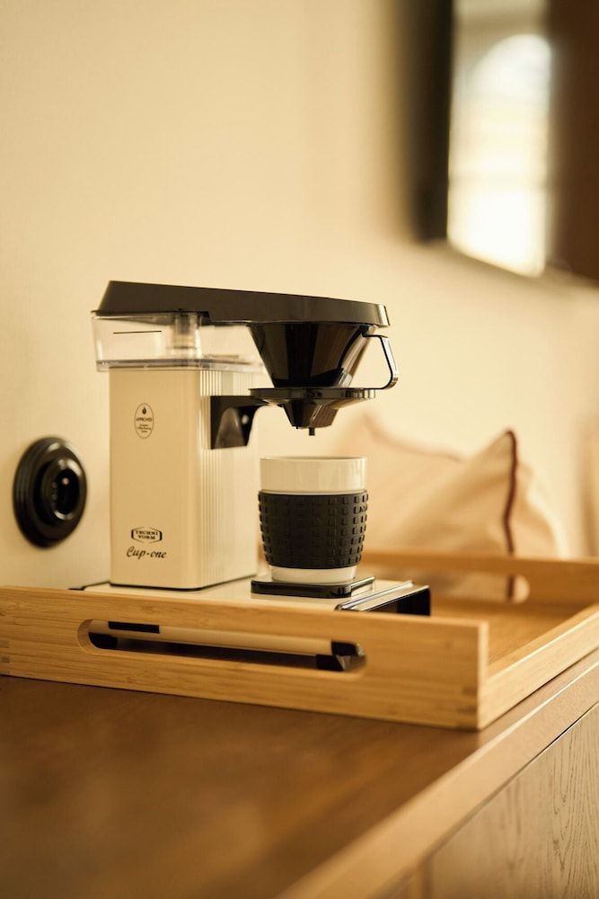 Hotel du Sentier Classic Double Room 4