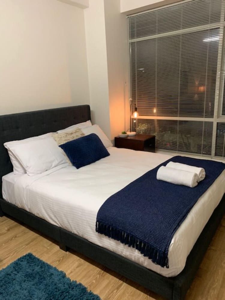 undefined BHB CBD Dream - Wine Netflix Wifi Views 6