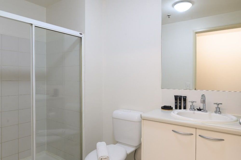 BHB CBD Dream - Wine Netflix Wifi Views Studio Apartment 18