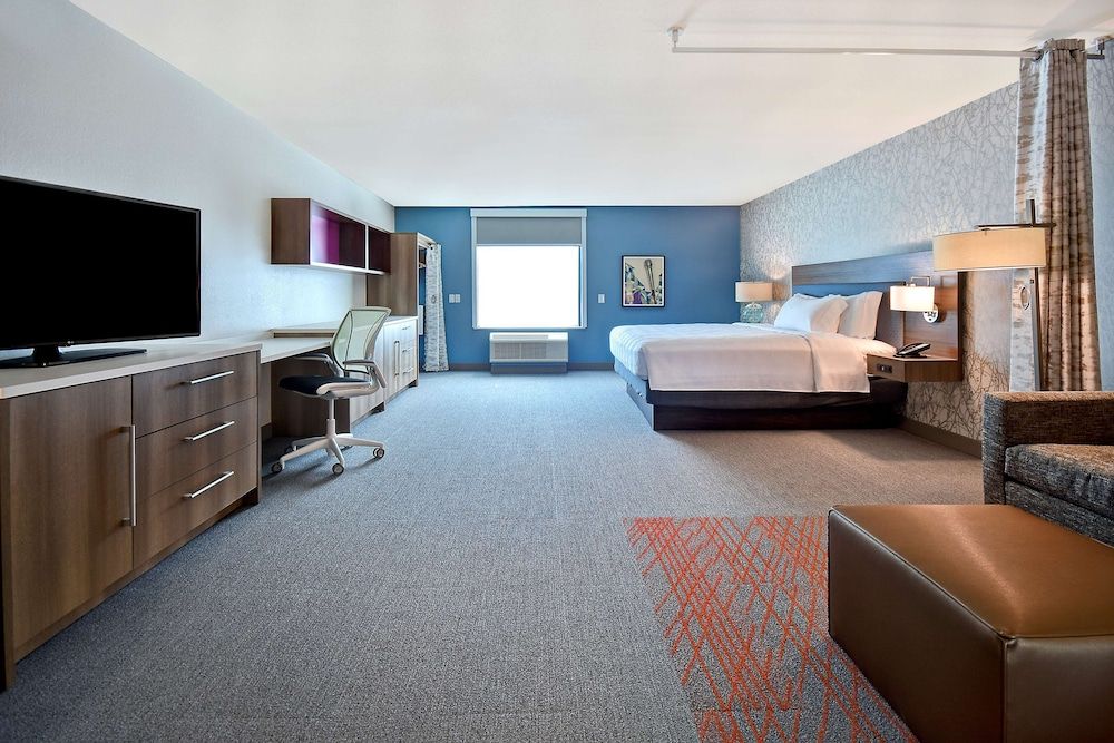 Studio, 2 Queen Beds, Accessible, Bathtub
