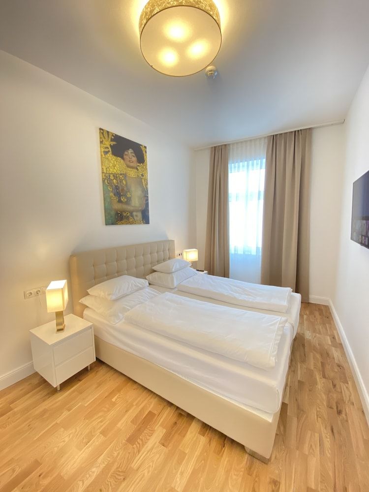 Steiner Residences Vienna Nestroyplatz Family Apartment, 2 Bedrooms, Non Smoking, Balcony