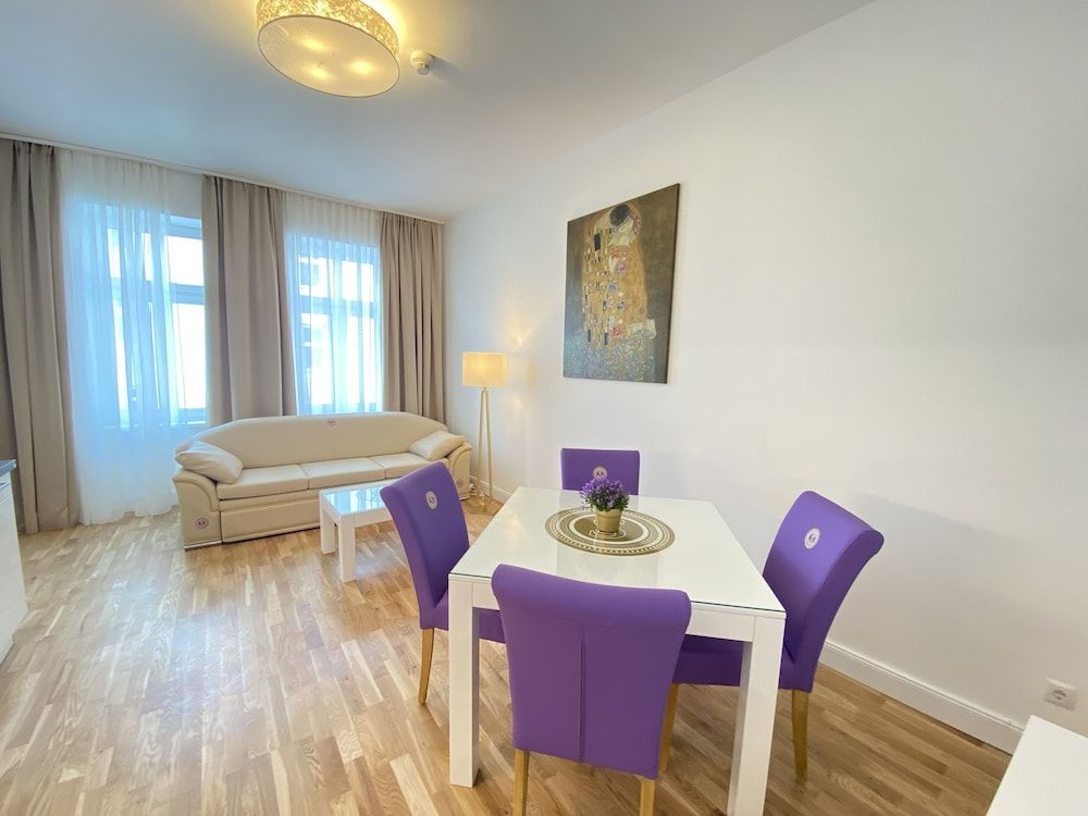 Steiner Residences Vienna Nestroyplatz Family Apartment, 1 Bedroom, Non Smoking, Balcony 2