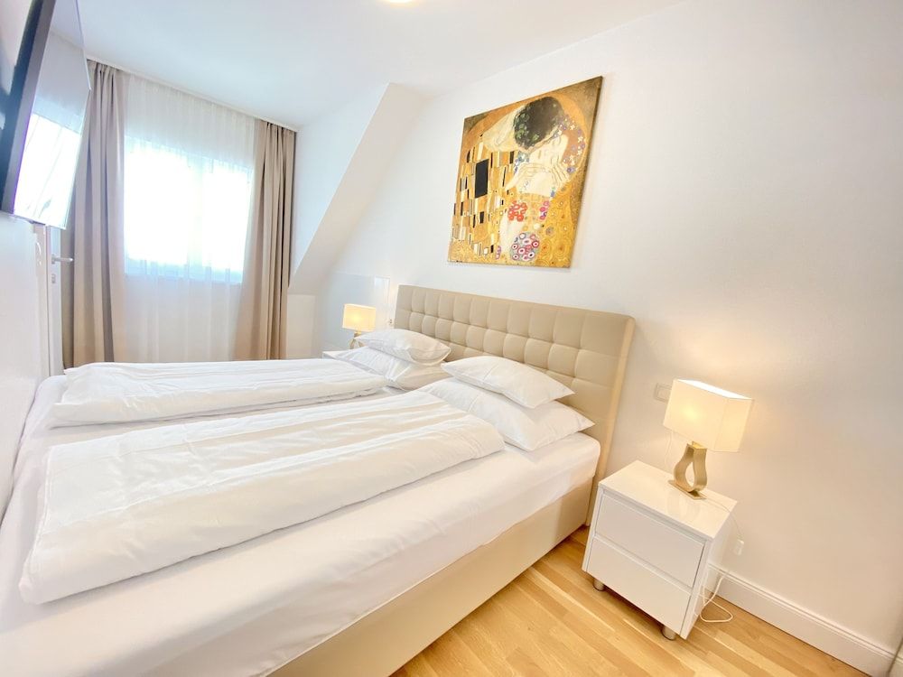 undefined Steiner Residences Vienna Nestroyplatz 4